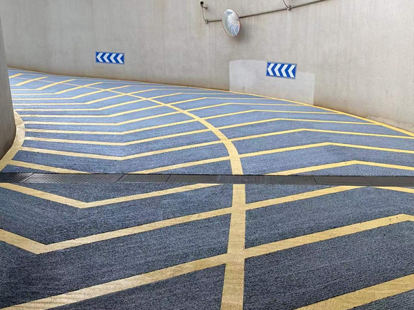 連云港無(wú)振動(dòng)防滑坡道地坪